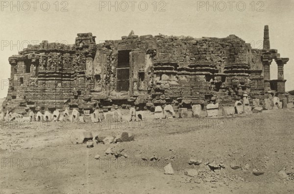 Ruins of the Somnath temple as they appeared in 1907, Somnath temple, Saurastra, Gujarat, India,