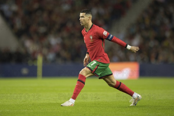 Football match, captain Cristiano RONALDO CR7 Portugal in front of the free kick with closed eyes,