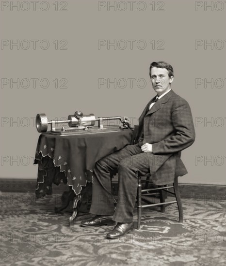 Thomas Alva Edison, 1847, 1931, American inventor, Thomas Edison demonstrating the Tin-Foil