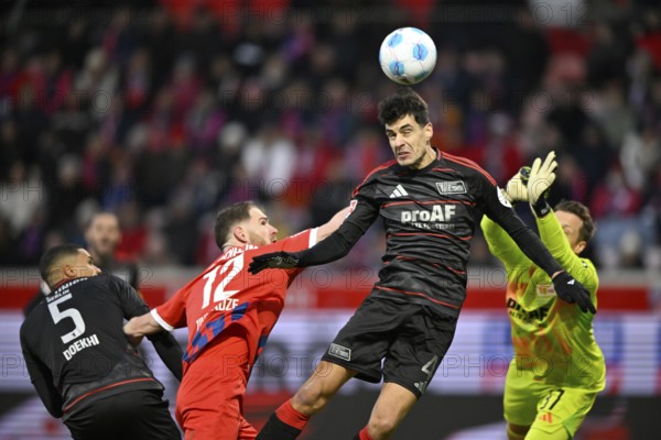 Penalty area scene, goal area scene header duel duel action Budu Zivzivadze Siwsiwadse 1. FC