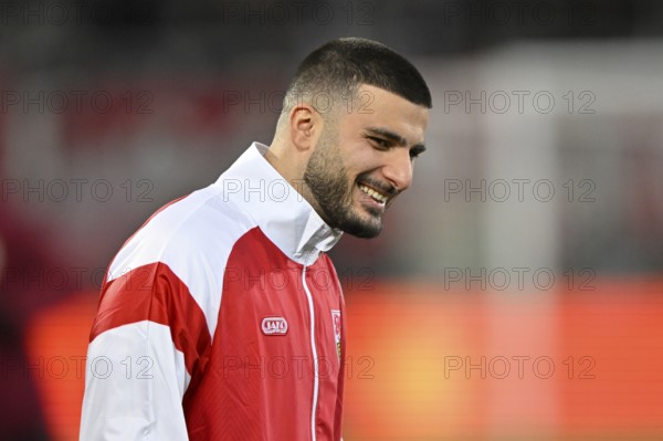 Warm-up training Deniz Undav VfB Stuttgart (26) smiles WWK Arena, Augsburg, Bavaria, Germany,
