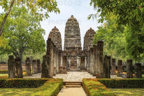Wat Si Sawai in the UNESCO World Heritage Sukhothai Historical Park, Thailand, Asia