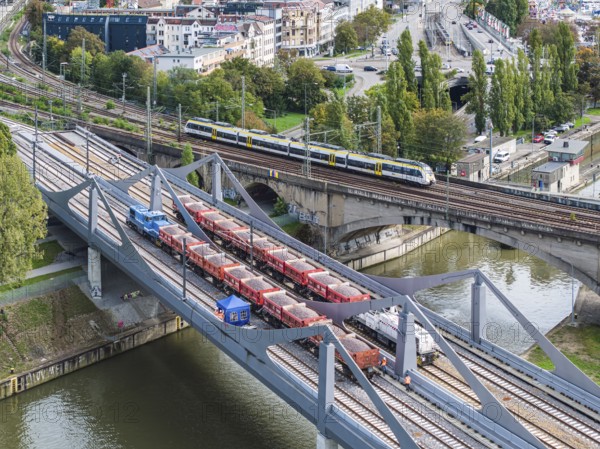 Load test on the Neckar Bridge, aerial view. Due to the unusual design, dimensional checks are