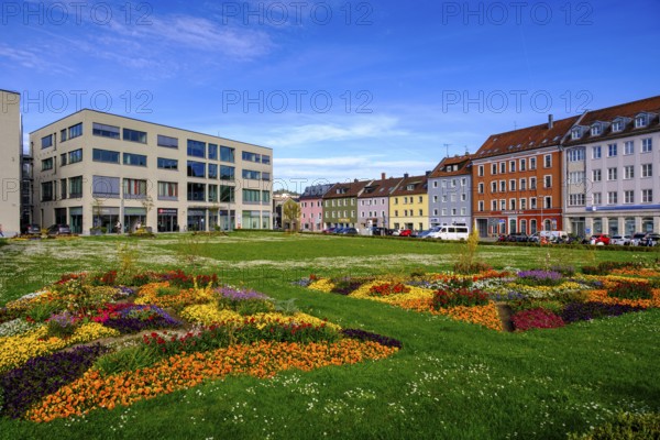 Monastery garden and small parade ground, Passau, Lower Bavaria, Bavaria, Germany, Europe