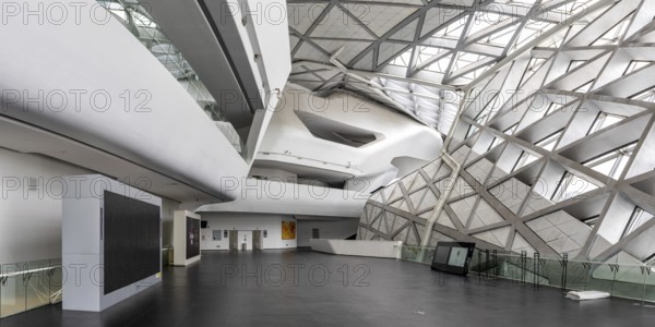 Guangzhou Opera Grand Theatre Opera building by Zaha Hadid modern architecture panorama in