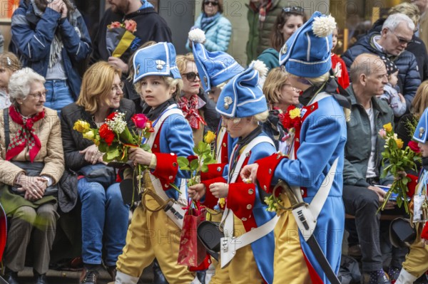 Parade of historically costumed guildsmen, Sechseläuten or Sächsilüüte, Zurich Spring Festival,