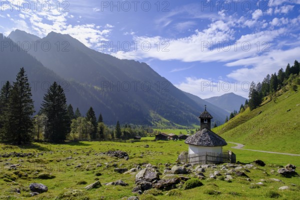 Chapel, Flittneralm. Flittner Alm, Innervals, Vals, Valser Tal, Valser Tal Natura 2000 nature