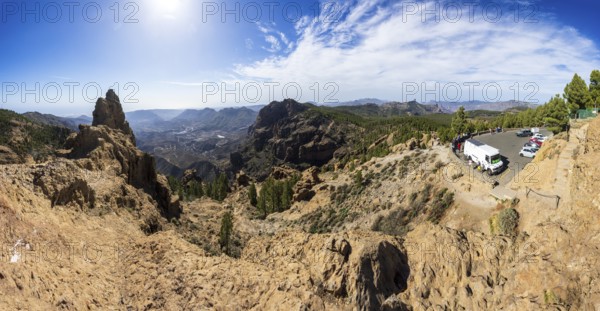 Viewpoint at the summit of Pico de las Nieves with a view of the Caldera de Tirajana valley, Gran