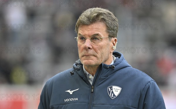 Coach Dieter Hecking VfL Bochum BOC, portrait, smiles, MHPArena, MHP Arena Stuttgart,