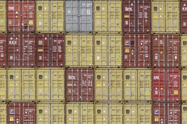 Photo of the container terminal in Bremerhaven, 08/05/2023, Bremerhaven