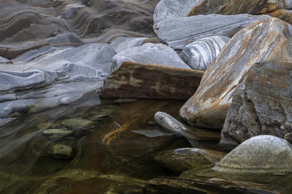 Rocks, rock structures, Verzasca River, near Lavertezzo, Verzasca Valley, Valle Verzasca, Canton