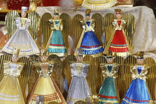 Tinsel angel, angel made of paper, traditional, traditional offer at the Nuremberg Christmas