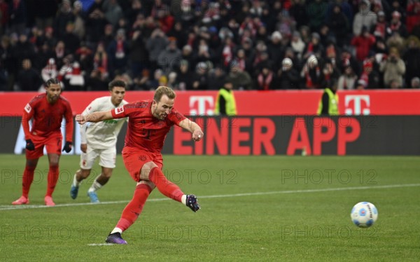 Penalty, Penalty kick Goal kick Action Goal chance Harry Kane FC Bayern Munich FCB (09) Allianz