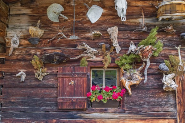 Farm buildings of the Eng alp, Eng valley, Tyrol, Austria, Europe