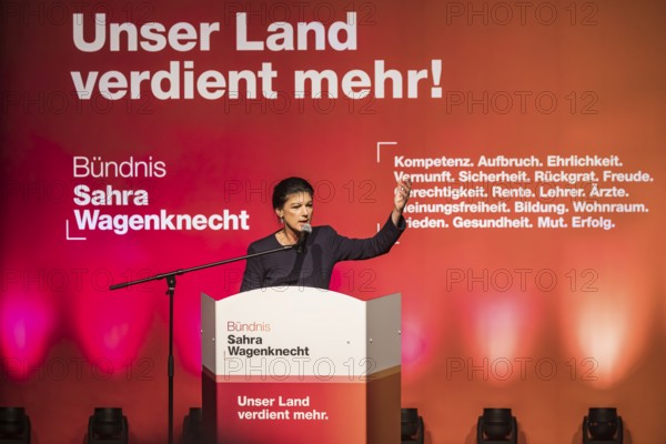 Sahra Wagenecht during her election campaign speech, portrait. Election event of the party Bündnis