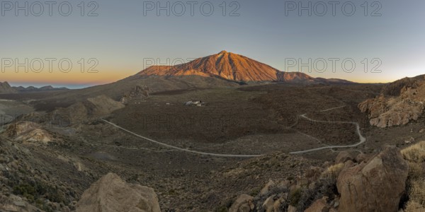 Panorama during the ascent to Alto de Guajara, 2715m, over the Teide National Park, Parque Nacional