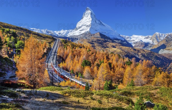 Gornergratbahn on the Riffelberg with Matterhorn 4478m in autumn, Zermatt, Mattertal, Valais,