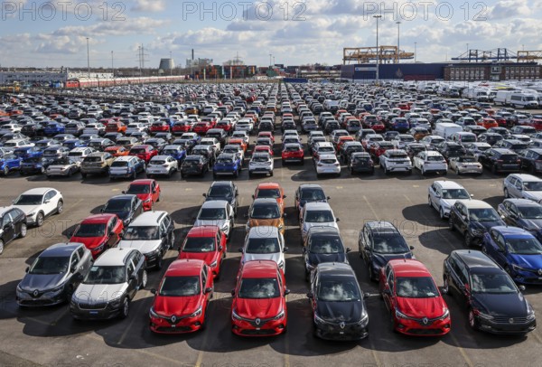 Duisburg, North Rhine-Westphalia, Germany, new cars, transhipment centre, car terminal in Duisburg