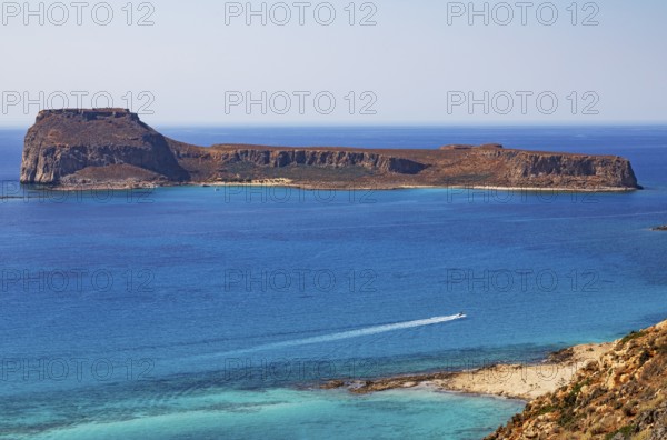 View from the Gramvousa peninsula to the island of Imeri Gramvousa, Kolimbari, West Crete, Crete,