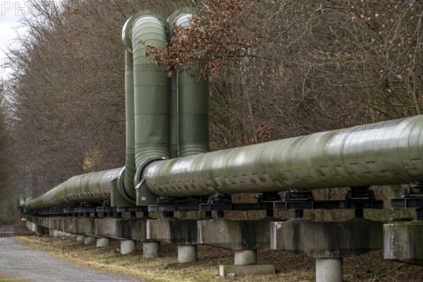 Iqony district heating pipes in Gelsenkirchen, U-shaped expansion bend for length compensation