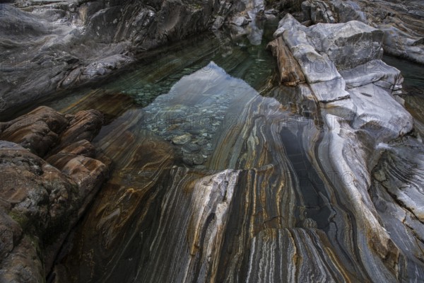 Rocks, rock structures, clear water, Verzasca River, near Lavertezzo, Verzasca Valley, Valle