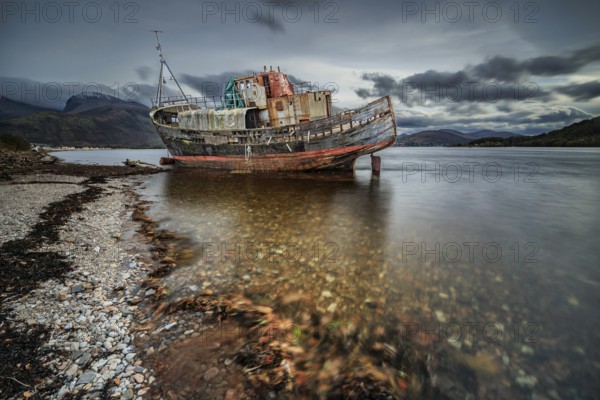 Shipwreck, coast, sea, mountains, long exposure, cloudy, autumn, Corpach Shipwreck, Corpach, Fort