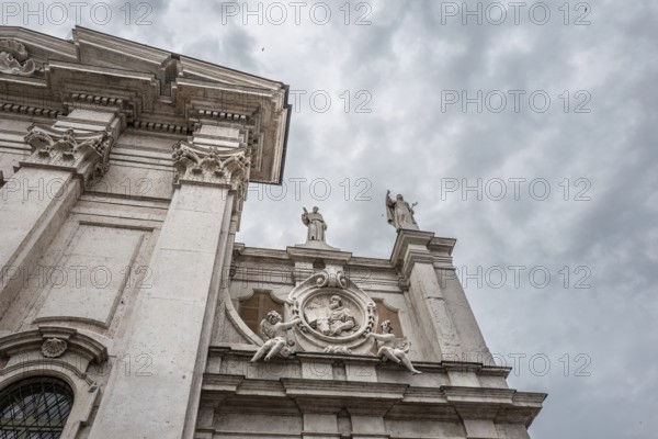 Detail of the façade of the cathedral, Mantua, Italy, Europe