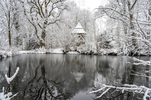 Snowy winter landscape in the Sauerland, Sundern, Hochsauerlandkreis, North Rhine-Westphalia