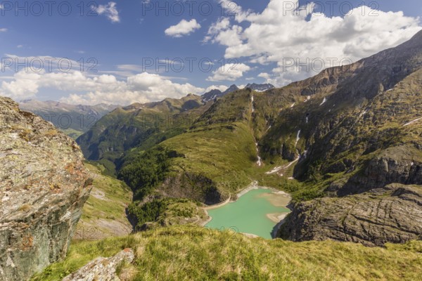 View from the Kaiser Franz-Josef Höhe on the Grossglockner High Alpine Road to the Margaritzen
