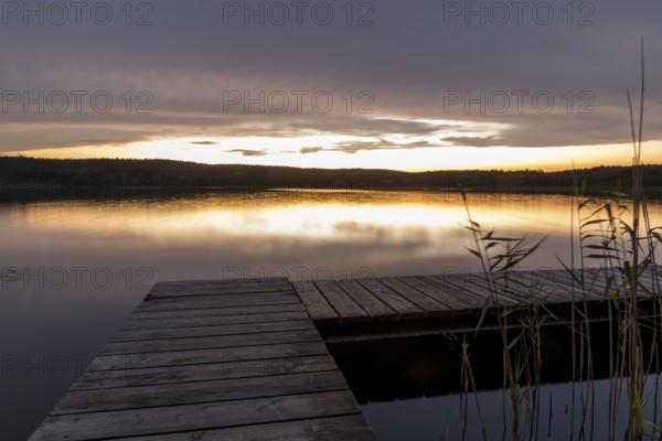 Evening atmosphere at the bathing jetty of the Großer Glubigsee near Wendisch Rietz, Oder-Spree