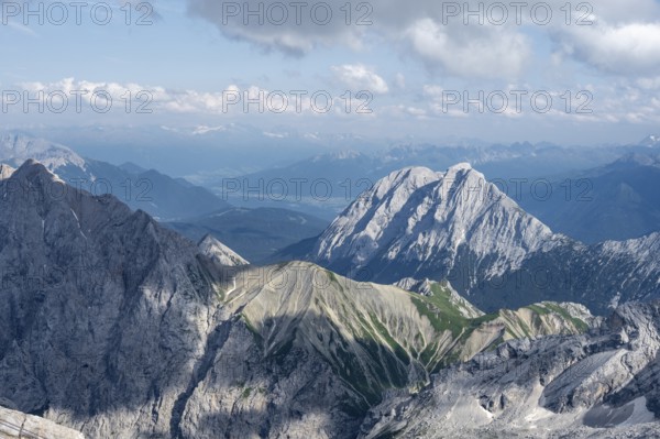 View of mountain peaks of the Hohe Munde, Mieminger Kette, view from the summit of the Zugspitze,