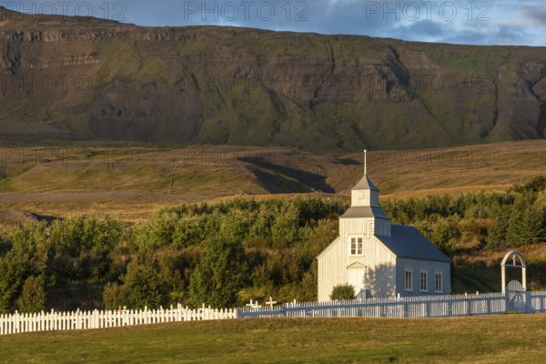 Church and cemetery, Hvammstangi, Westfjords, Northwest Iceland, Iceland, Europe