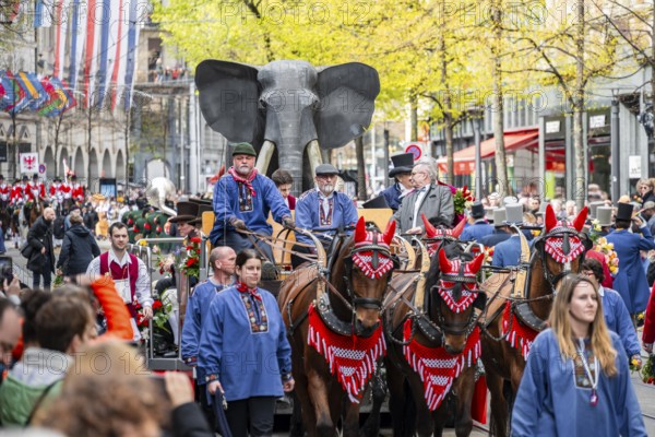 Parade of historically costumed guildsmen, Sechseläuten or Sächsilüüte, Zurich Spring Festival,