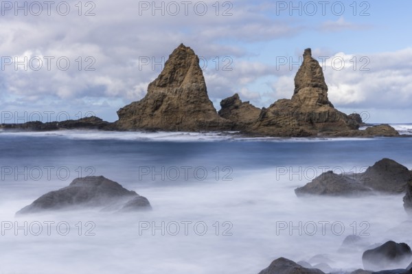 The north-west coast of La Gomera. The rock formation Baja de Los Roques, also known as Roques de