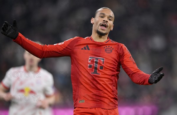 Leroy Sane FC Bayern Muenchen FCB (10) Disappointment disappointed after missed goal opportunity