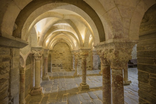 Romanesque columns of the gallery, Prieuré de Serrabone, Boule-d'Amont, Département