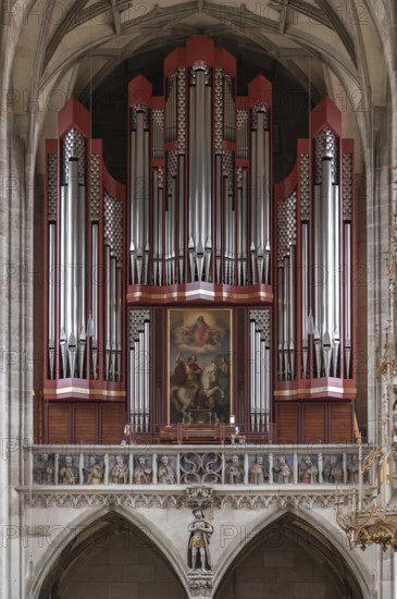 Organ loft with a Rieger organ, built in 1997, including the twelve apostles, late Gothic church of