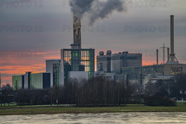 The Lausward combined heat and power plant in Düsseldorf, gas and steam turbine power plant,