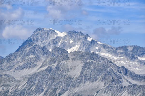 View from the east to the summit of Hochgall, the highest mountain in the Rieserferner group in the