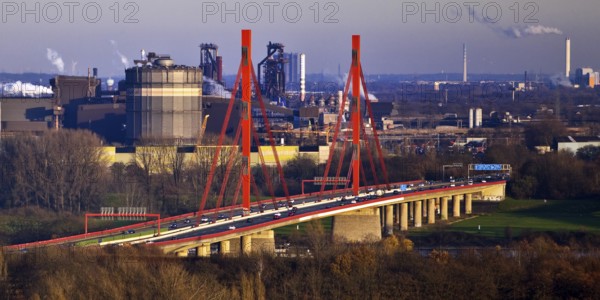 View from the Rheinpreussen spoil tip in Moers to the ThyssenKrupp plant with the A 42 motorway in