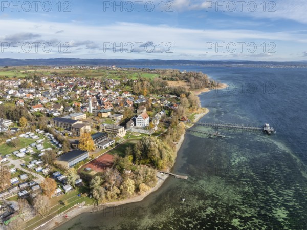 Aerial view of the municipality of Gaienhofen on the south side of the Höri peninsula with the