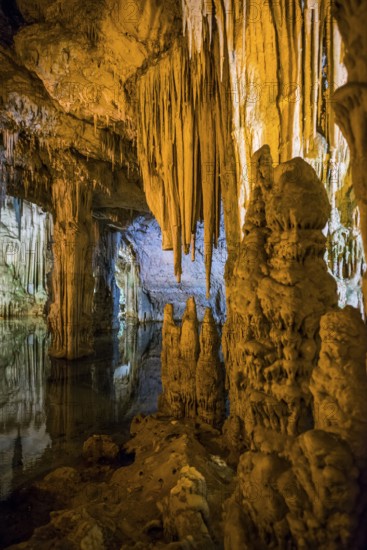 Huge stalactites and underground lake, stalactite cave, Grotta di Nettuno, Neptune Grotto, Capo