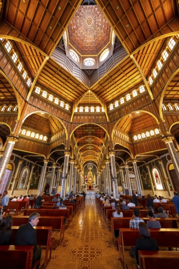 Interior view, Basílica de Nuestra Señora de Los Ángeles, Cartago, Costa Rica, Central America