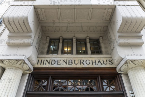 Detail photo, historic building façade, Hindenburghaus, Großer Burstah 31, Hamburg, Germany, Europe