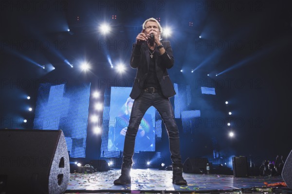 Matthias Reim at the Schlagernacht des Jahres live on Das Original Tour in the Berlin Uber Arena on