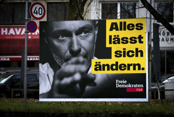 Election posters for the Bundestag election on 23 February 2025, Christian Lindner, FDP, Templimit