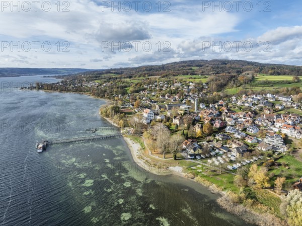 Aerial view of the municipality of Gaienhofen on the south side of the Höri peninsula with the