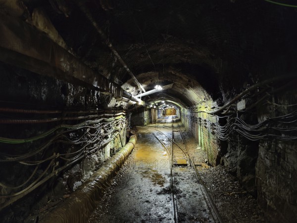 Underground, tunnels in the visitor mine, Rammelsberg ore mine, UNESCO World Heritage Site, Goslar,