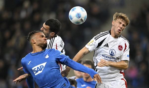 Penalty area scene, goal area scene, header duel, duel action Kevin Akpoguma TSG 1899 Hoffenheim