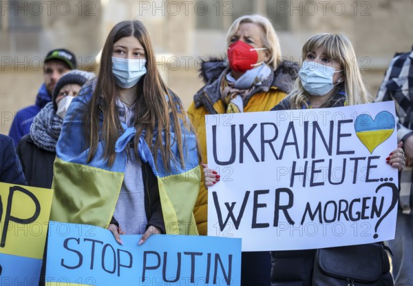 Wesel, North Rhine-Westphalia, Germany, Demonstration against Putin's war in Ukraine. Peace